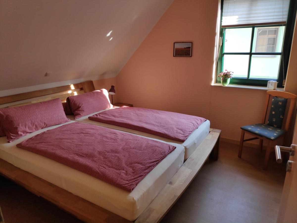 Ferienwohnung Thum 부스트로우 외부 사진